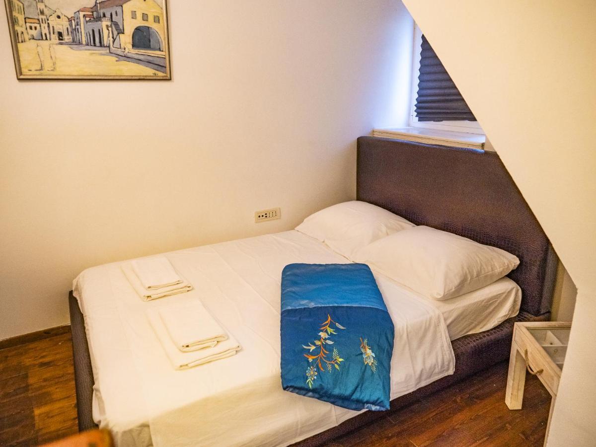 Central Art House Hvar Хвар Екстер'єр фото