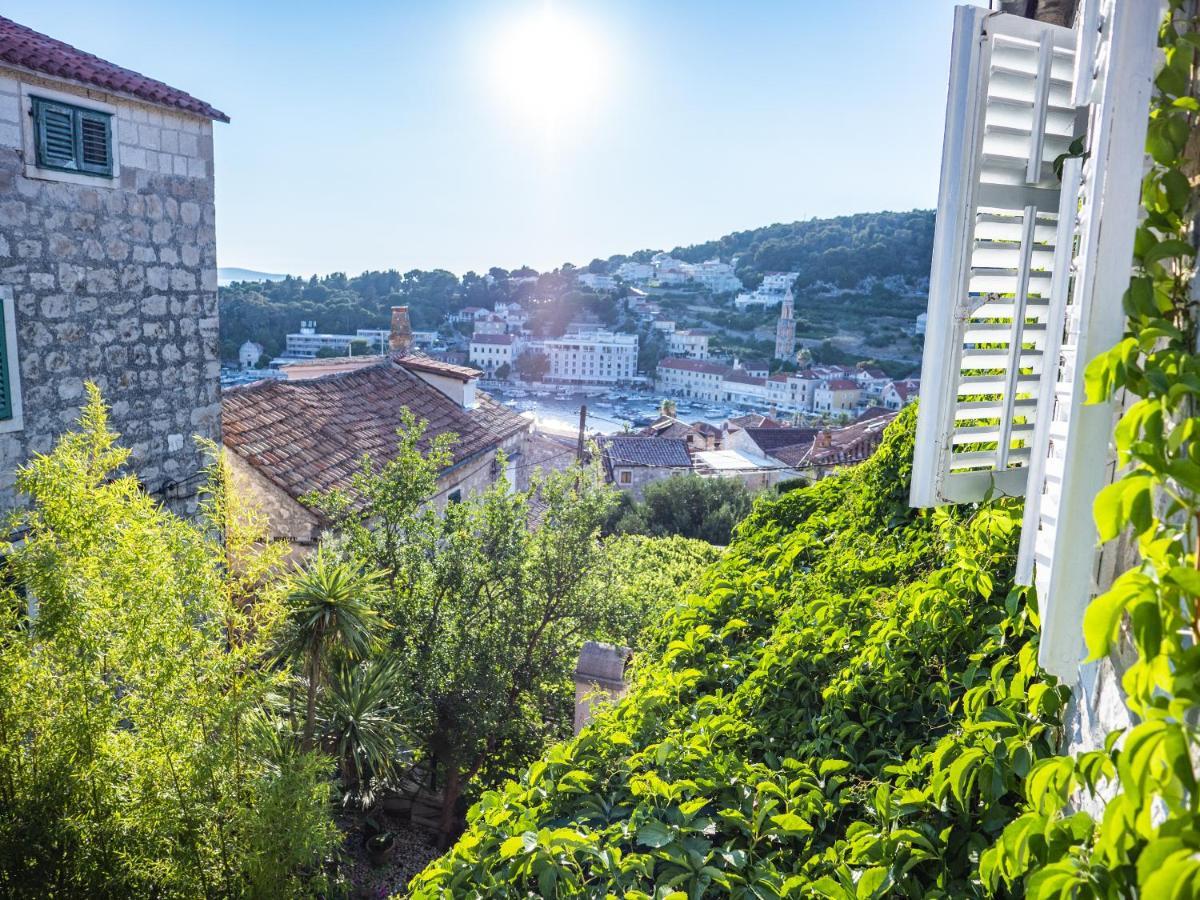 Central Art House Hvar Хвар Екстер'єр фото